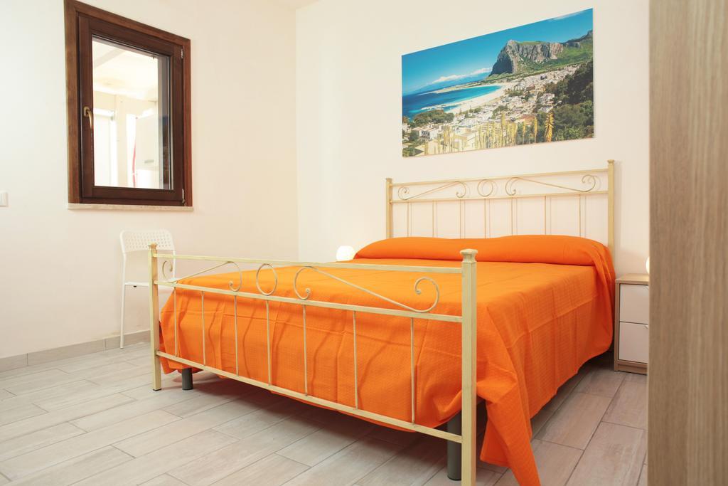 Residence Lion San Vito Lo Capo Buitenkant foto