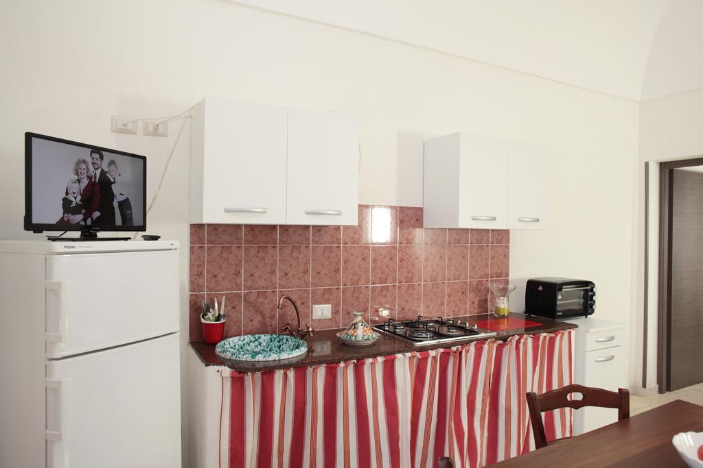 Residence Lion San Vito Lo Capo Buitenkant foto