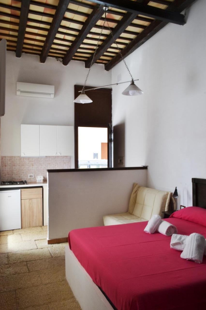 Residence Lion San Vito Lo Capo Buitenkant foto